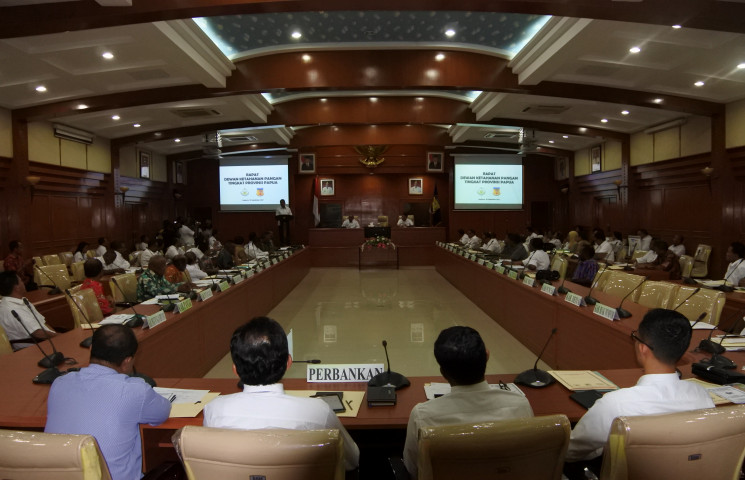 Pemda Diminta Tak Bikin Program Yang Sulit Dicapai